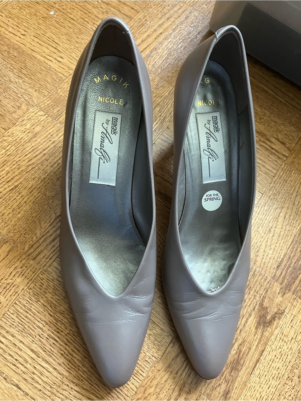 Magik by Amalfi Nicole Italian Leather Pumps Taupe 8.5AA Leather Sole